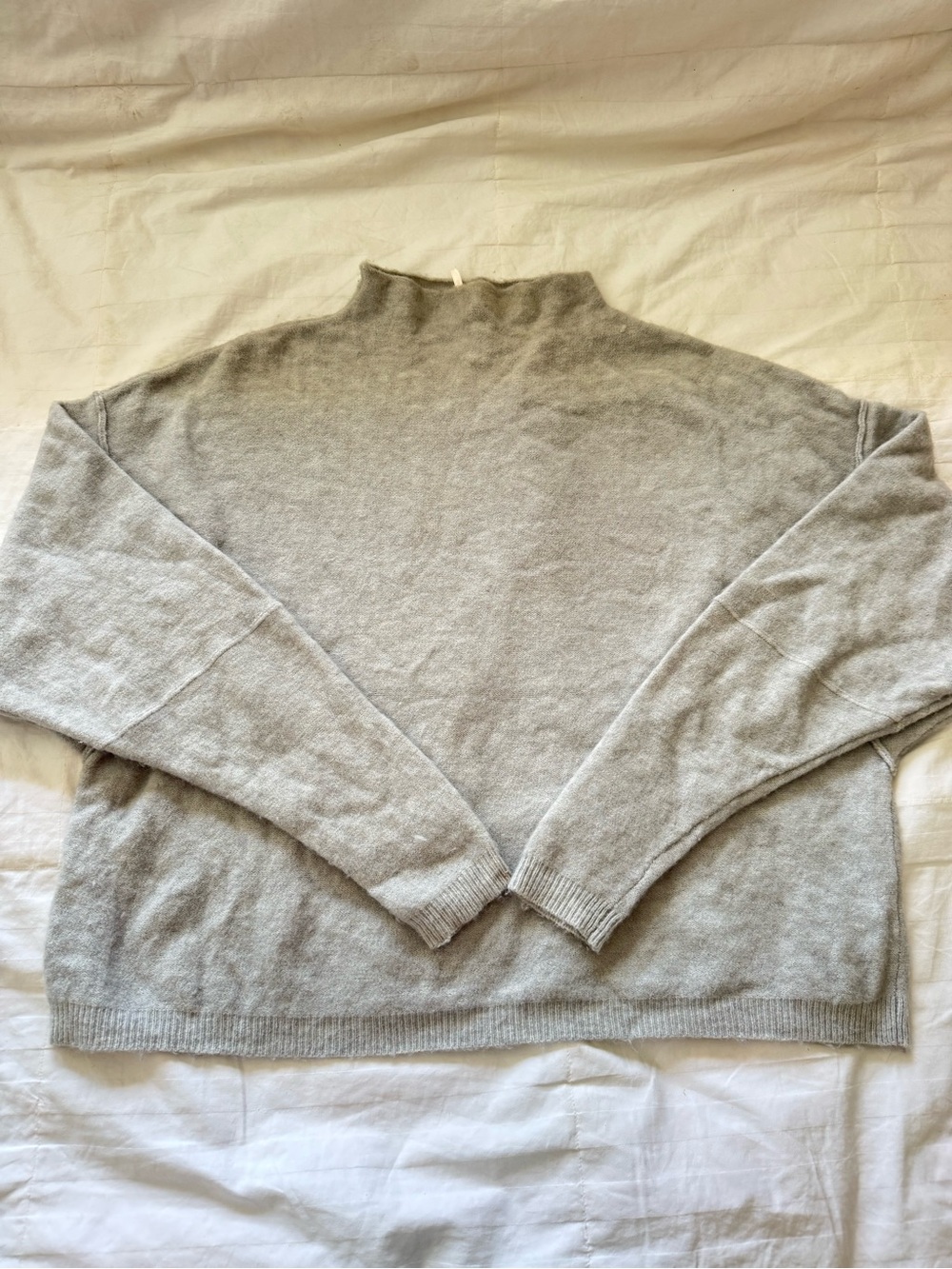 Women’s Free People "Break Away" Pullover Sweater in gray size XS
